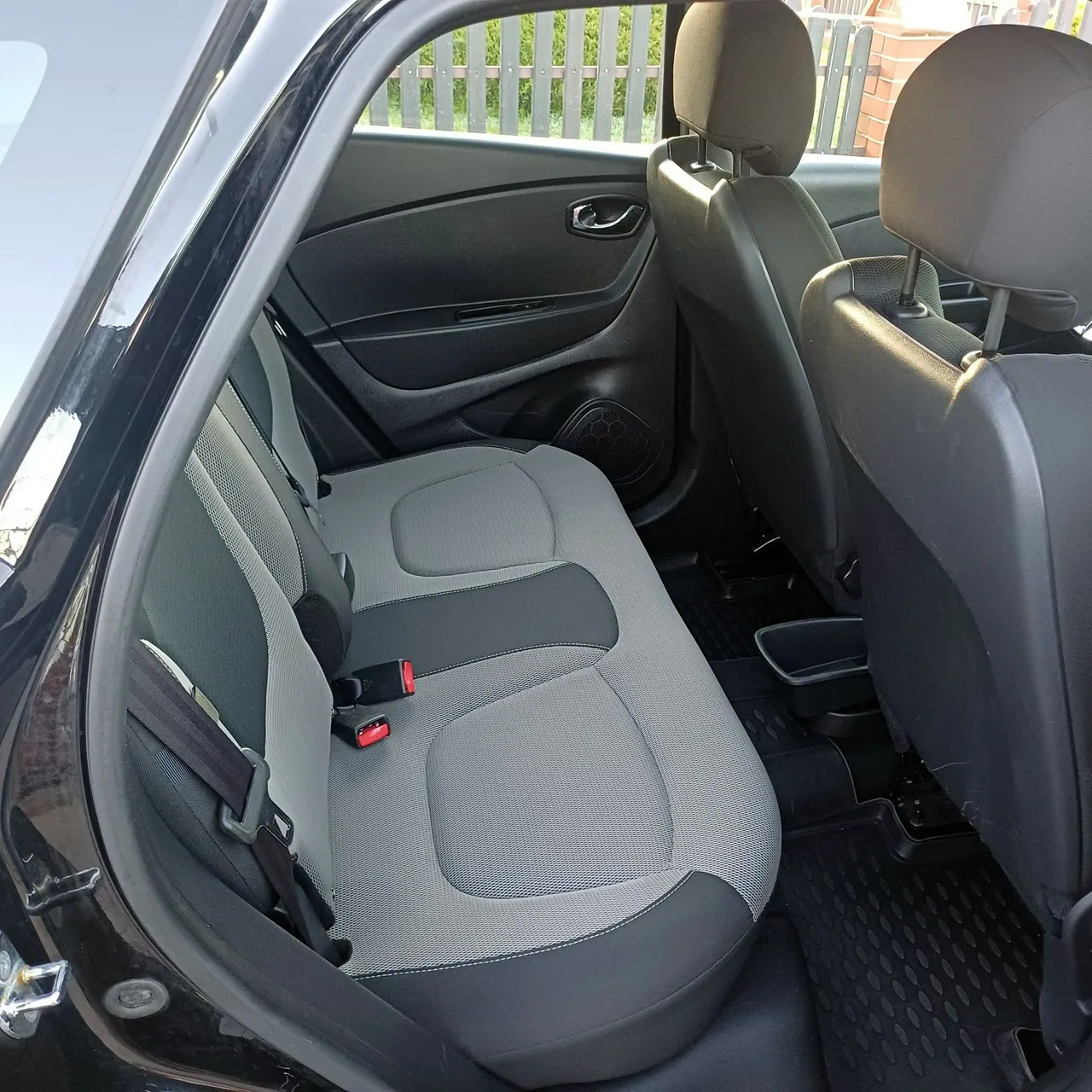 2026/04/76105/1777539002_1432.webp