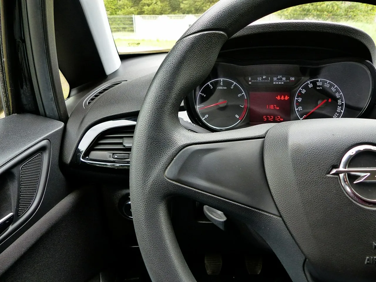 2026/05/76992/1778516523_3698.webp