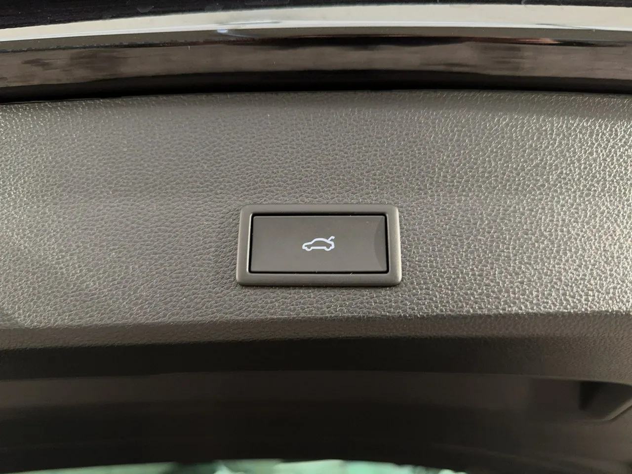 2026/05/77644/1779352801_8163.webp