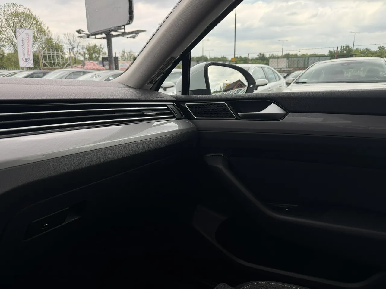 2026/06/75484/1780332376_038.webp
