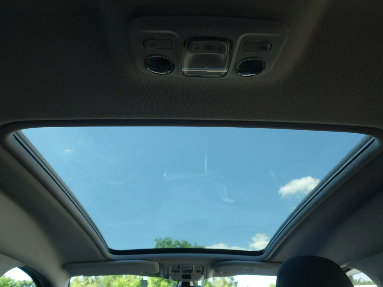 2026/06/82765/1782468601_7476.webp