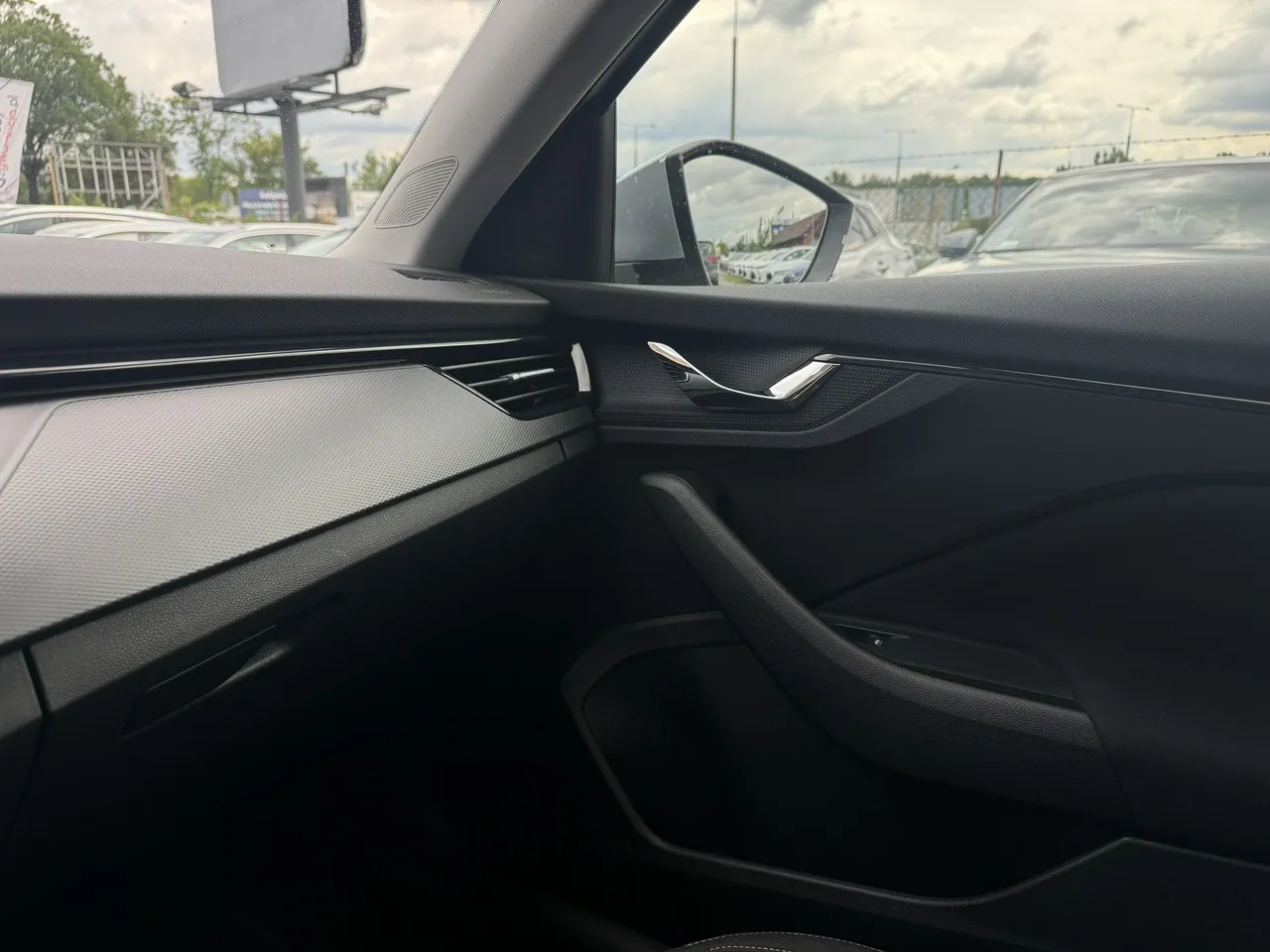 2026/07/80979/1784442604_5296.webp