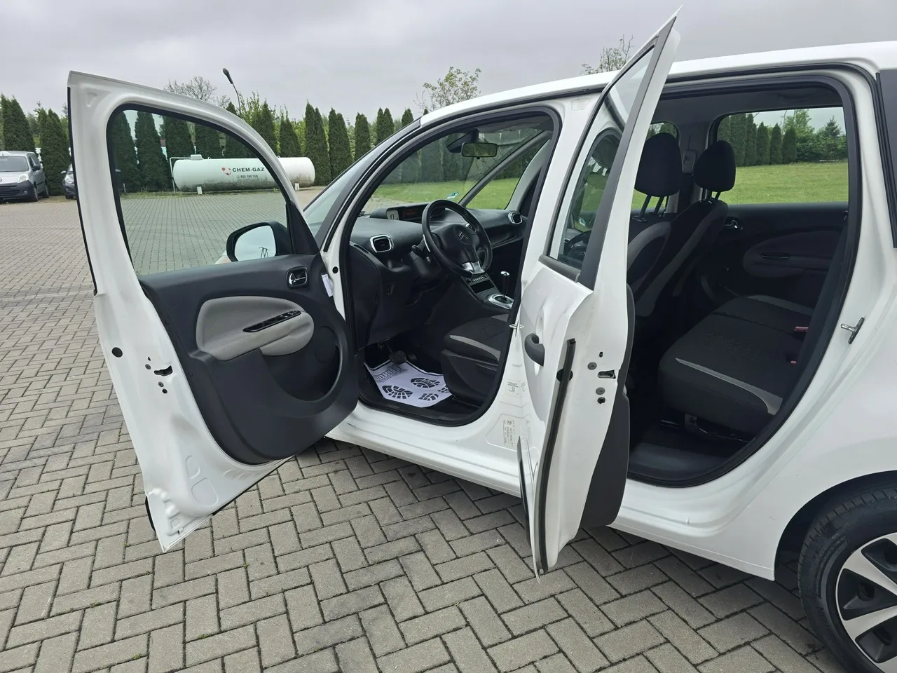 2026/08/76630/1785843122_6539.webp