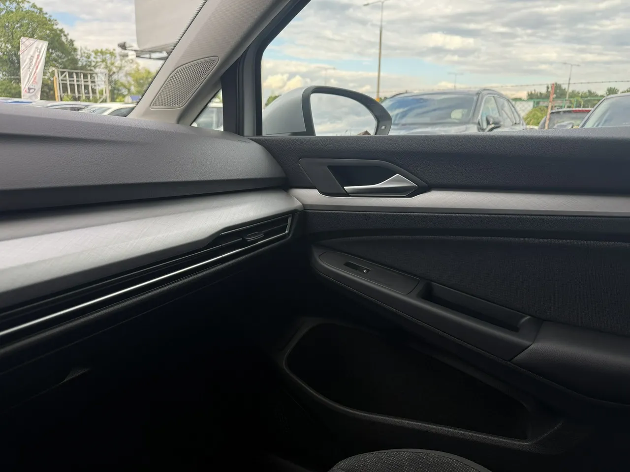 2026/08/84340/1787766362_7768.webp
