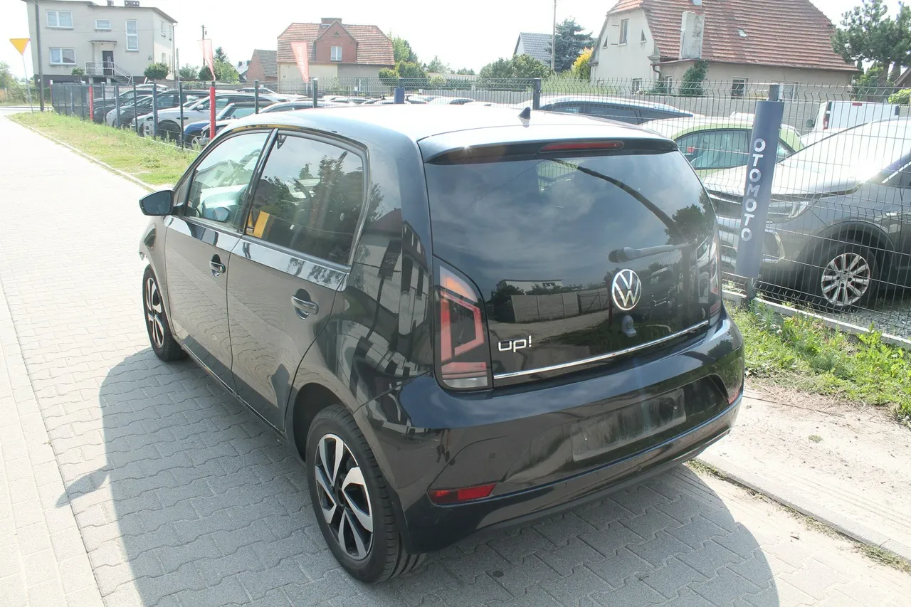 2026/08/85955/1785937202_8682.webp