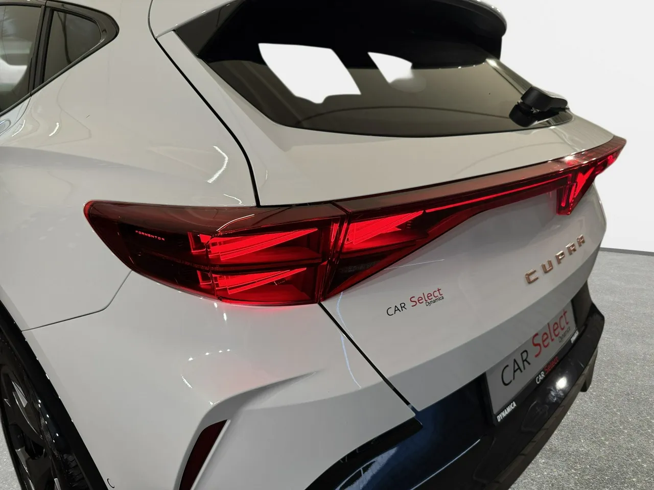 2026/08/86097/1785867842_3444.webp