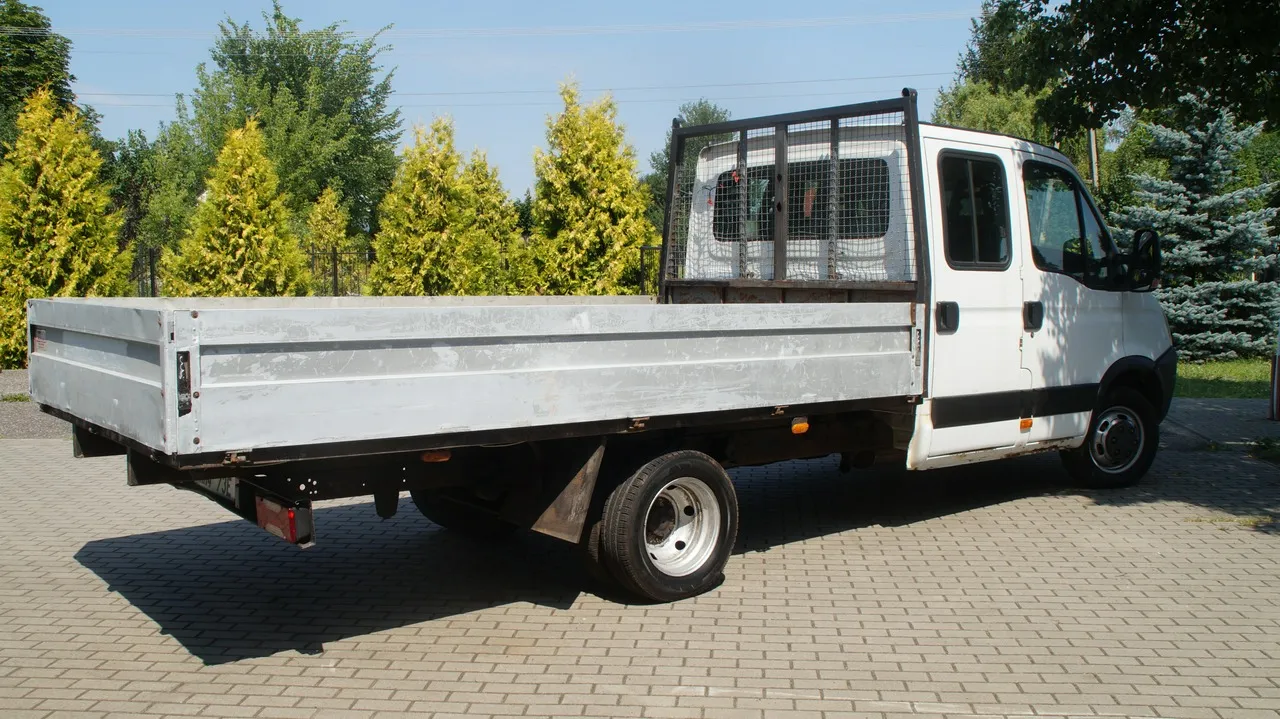 2026/08/86360/1786100642_558.webp