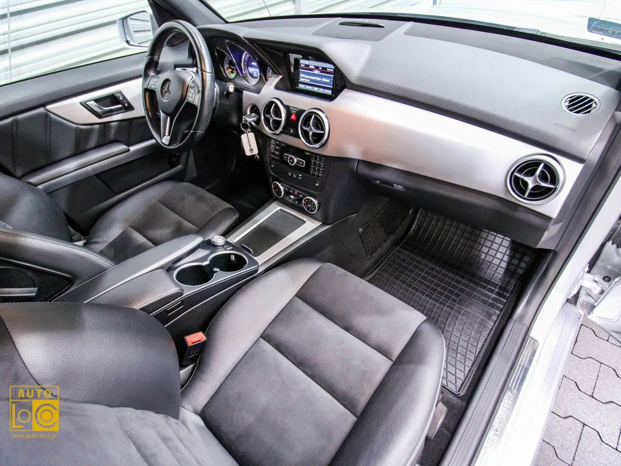 2026/08/86647/1786457043_4427.webp