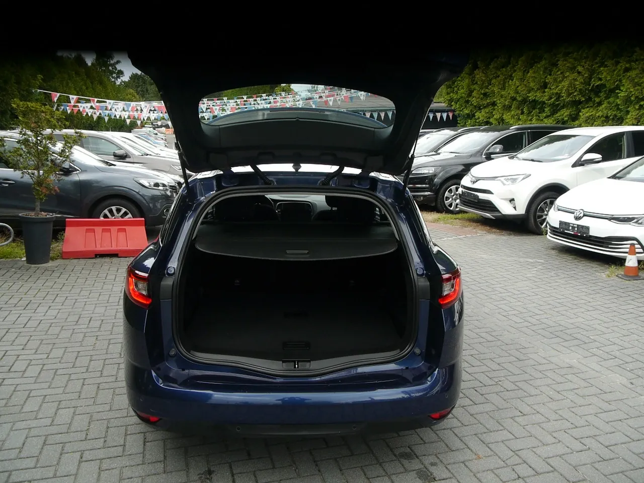 2026/09/89384/1789217522_7331.webp