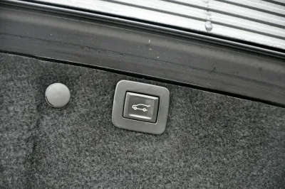 2026/05/77972/1779381842_0415.webp